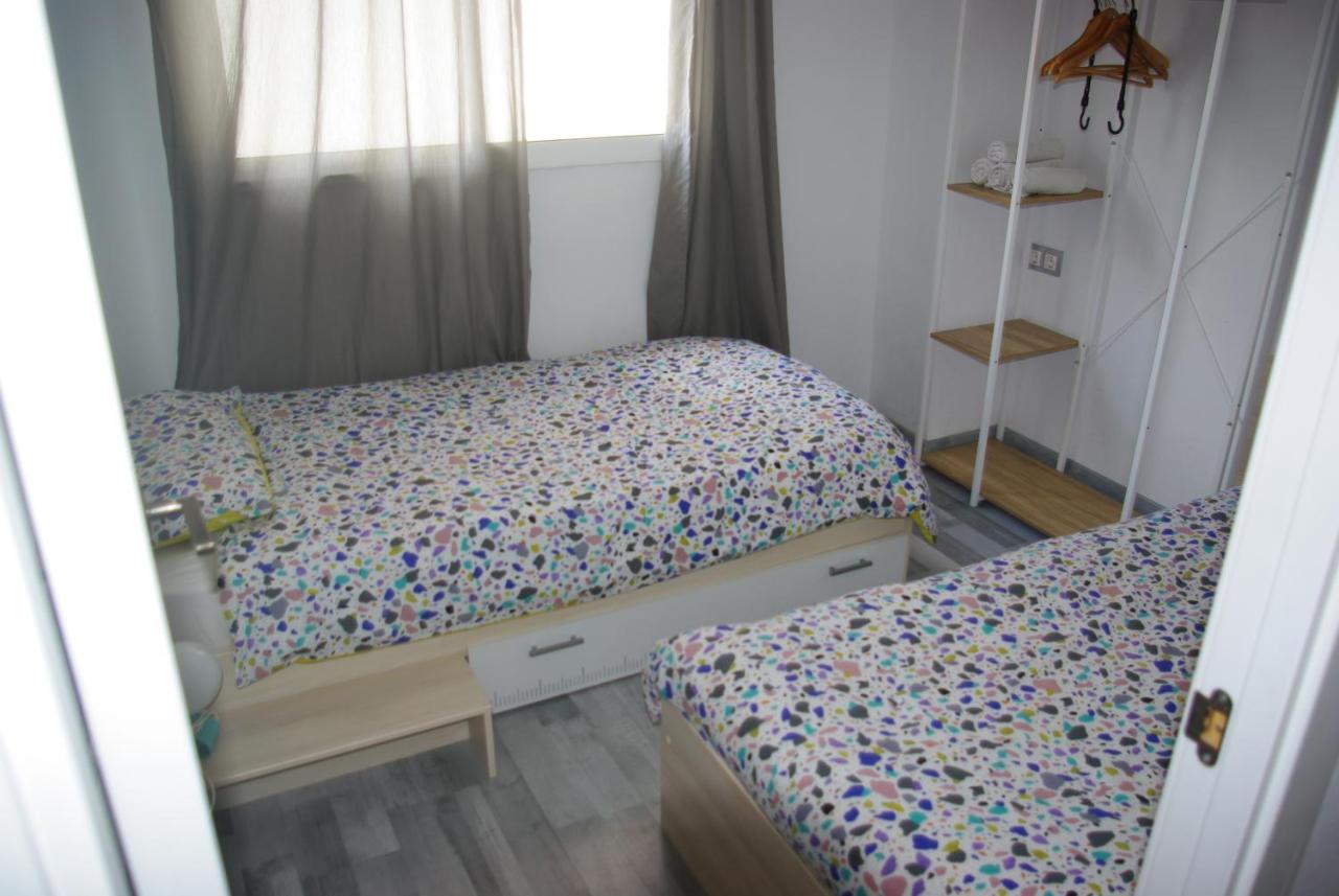 Apartamento Centro Valenza Esterno foto