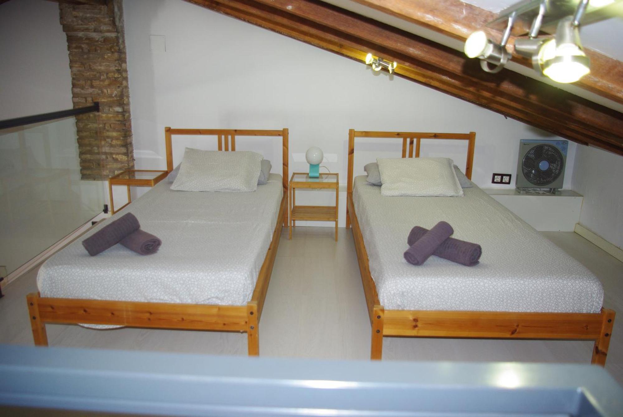 Apartamento Centro Valenza Esterno foto