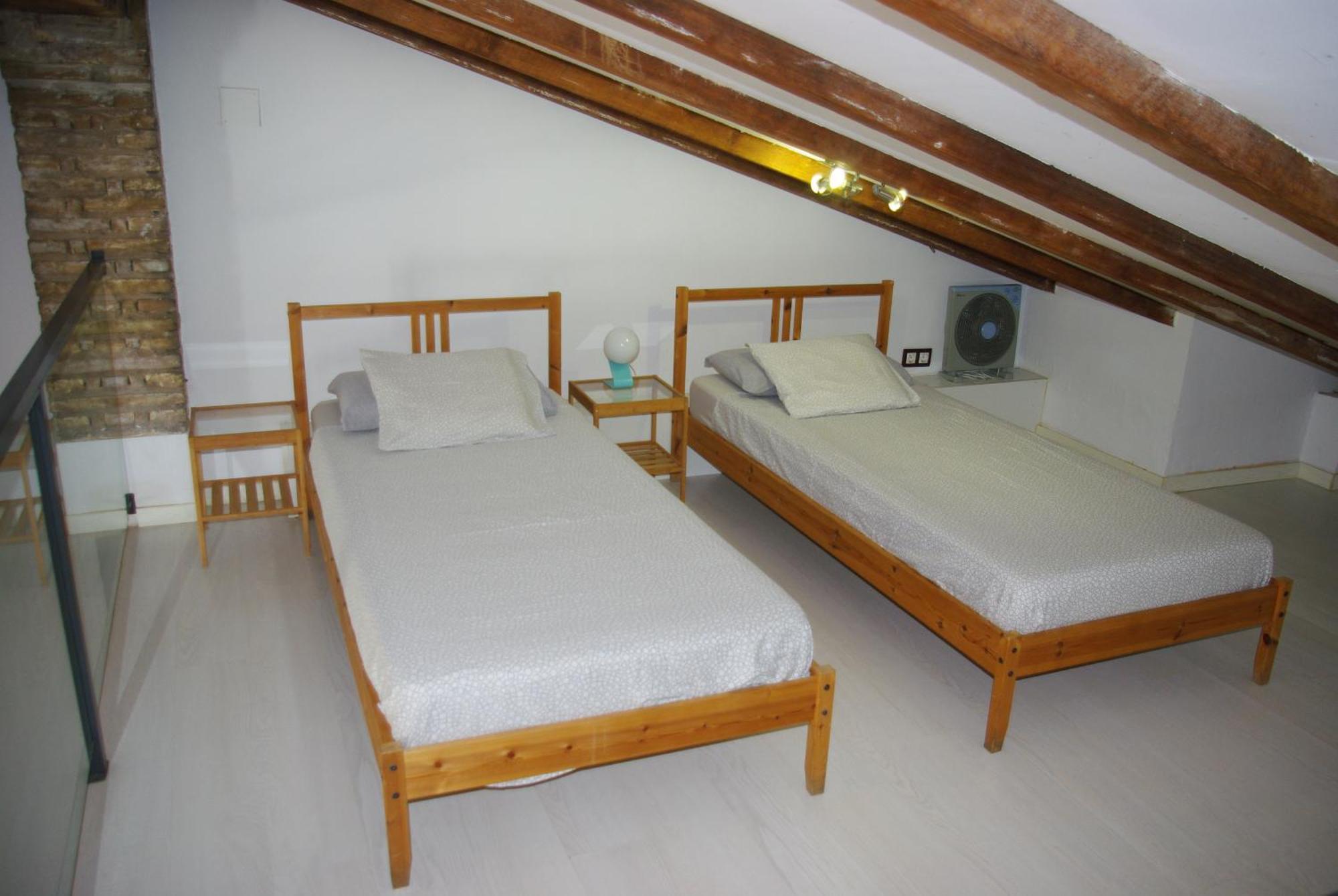 Apartamento Centro Valenza Esterno foto
